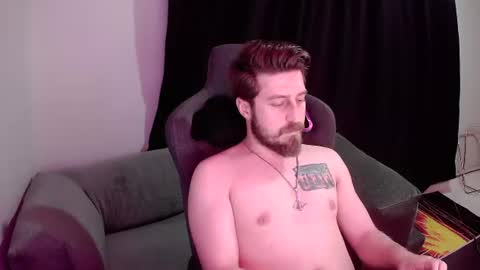 innocenntdevill40 online show from 06-27-26, 03:50