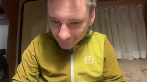 Snapshot of innocent__bystander chatting on 01-12-26, 09:47 innocent__bystander online show from 01-12-26, 09:47