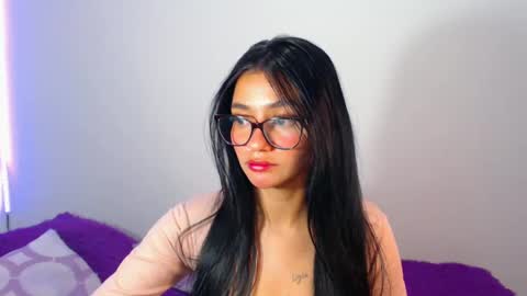 Abril online show from 01-28-25, 03:04