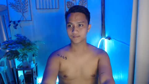 Snapshot of innocent_neil143 chatting on 01-06-25, 08:57 Neil online show from 01-06-25, 08:57