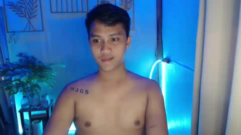Snapshot of innocent_neil143 chatting on 01-16-25, 08:22 Neil online show from 01-16-25, 08:22