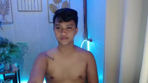 Snapshot of innocent_neil143 chatting on 01-19-25, 07:15 Neil online show from 01-19-25, 07:15