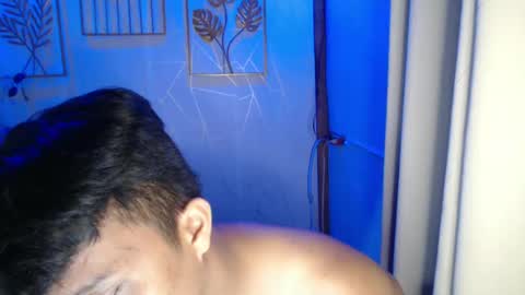 Snapshot of innocent_neil143 chatting on 01-23-25, 06:24 Neil online show from 01-23-25, 06:24