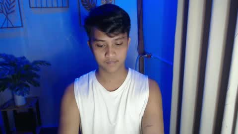 Snapshot of innocent_neil143 chatting on 02-25-25, 11:41 Neil online show from 02-25-25, 11:41