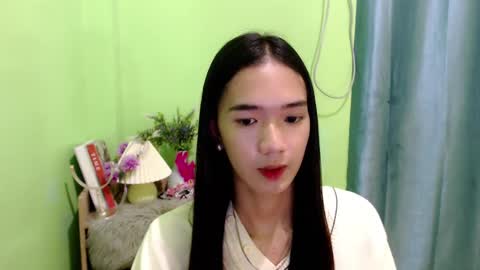 Snapshot of innocent_reign69 chatting on 03-08-25, 06:43 Reign online show from 03-08-25, 06:43