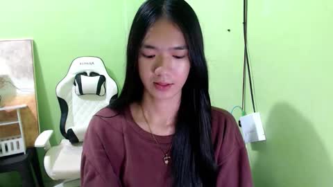 Reign online show from 02-11-26, 01:16