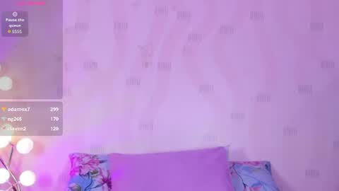 innocenthazel online show from 06-25-26, 02:55