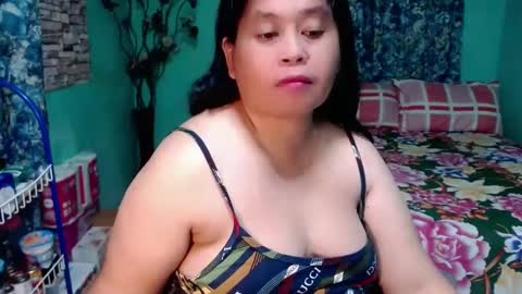 inocent_joy online show from 12-30-24, 07:32