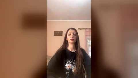 inocent_rossy13 online show from 02-11-26, 10:20