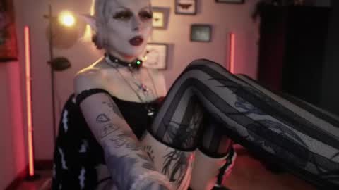   SANIA  online show from 03-10-26, 05:07