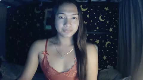 Snapshot of insulting_whoreifica chatting on 01-15-25, 05:08 MAXINE online show from 01-15-25, 05:08