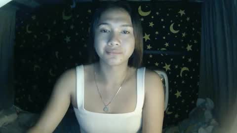 Snapshot of insulting_whoreifica chatting on 01-15-25, 07:01 MAXINE online show from 01-15-25, 07:01