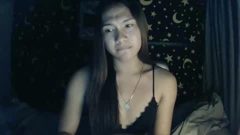 Snapshot of insulting_whoreifica chatting on 01-21-25, 04:05 MAXINE online show from 01-21-25, 04:05