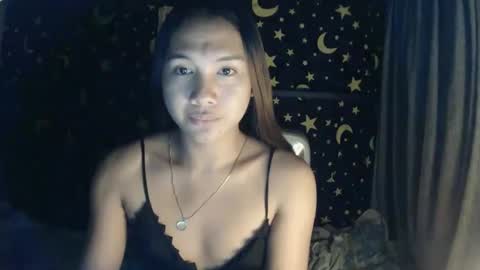 Snapshot of insulting_whoreifica chatting on 01-22-25, 04:55 MAXINE online show from 01-22-25, 04:55