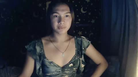 Snapshot of insulting_whoreifica chatting on 02-07-25, 02:47 MAXINE online show from 02-07-25, 02:47
