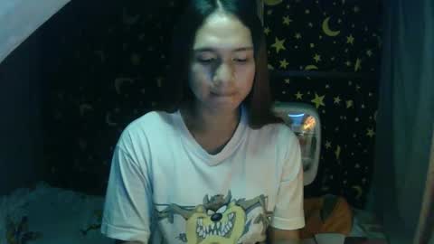 Snapshot of insulting_whoreifica chatting on 03-04-25, 11:29 MAXINE online show from 03-04-25, 11:29
