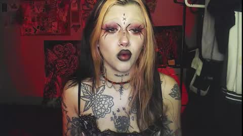 Insunnity666 online show from 11-17-25, 07:41