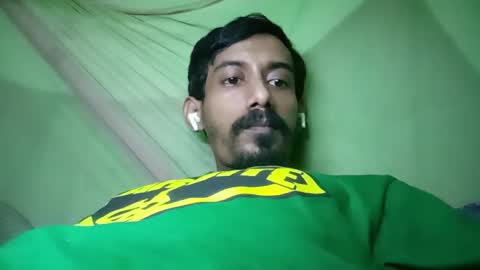 interne8famous online show from 10-31-25, 12:17