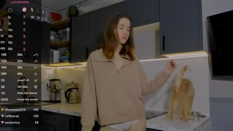 Snapshot of internetsexplorer chatting on 12-14-24, 01:06 Bernadette  Join  online show from 12-14-24, 01:06