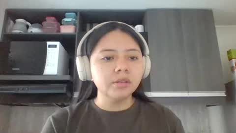 Iris 3 online show from 12-19-25, 02:13