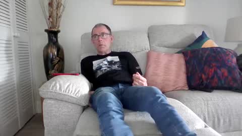 inthemood63 online show from 04-27-26, 04:16