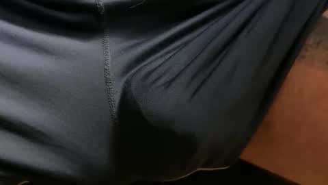 intressiert online show from 10-25-25, 08:25