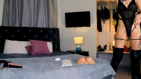inviting_tina online show from 05-02-26, 05:12
