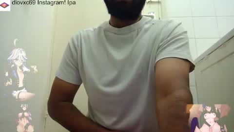 Snapshot of ipadlovxc69 chatting on 09-10-25, 09:48 ipadlovxc69 online show from 09-10-25, 09:48