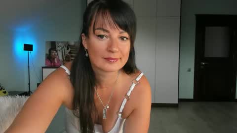 Snapshot of iracherrynow chatting on 10-05-25, 11:08 iracherrynow online show from 10-05-25, 11:08