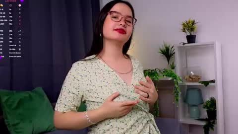 Mia online show from 09-20-25, 02:01