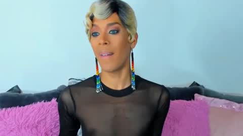 Irene Aguirre online show from 09-25-25, 01:42