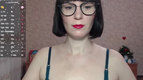 IrenLarasani online show from 12-27-24, 06:14