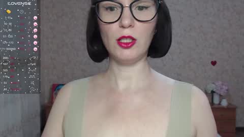 IrenLarasani online show from 09-23-25, 06:05
