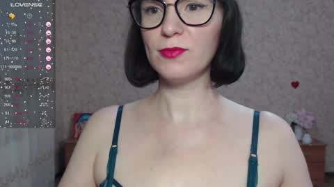 IrenLarasani online show from 10-02-25, 06:09