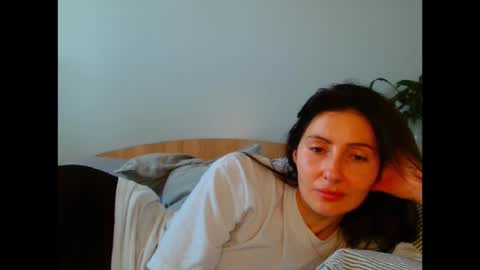 Snapshot of irina9793 chatting on 03-12-26, 10:32 irina online show from 03-12-26, 10:32