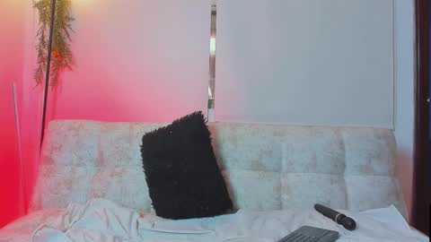 Snapshot of irina_beaux chatting on 03-14-26, 06:57 online show from 03-14-26, 06:57