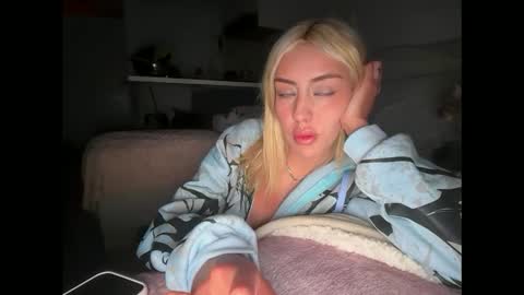Snapshot of irinanovnahs chatting on 04-26-26, 05:05 Im Irina online show from 04-26-26, 05:05