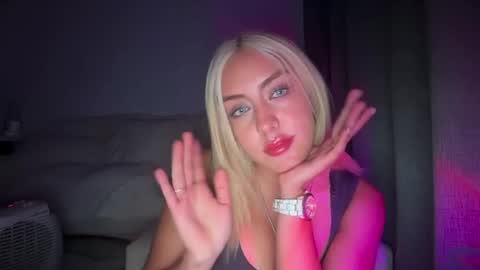 Snapshot of irinanovnahs chatting on 06-22-26, 04:31 Im Irina online show from 06-22-26, 04:31