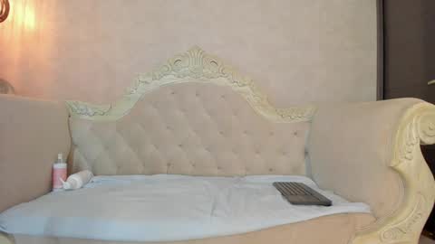 Irinnah Lottus online show from 02-01-25, 10:23