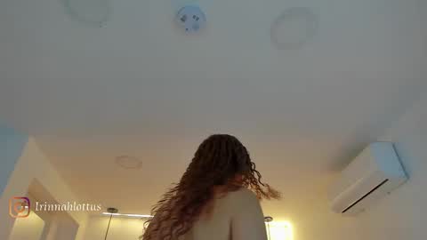 Irinnah Lottus online show from 11-04-25, 11:31