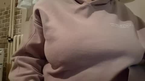 IrinnaK online show from 02-18-25, 09:42