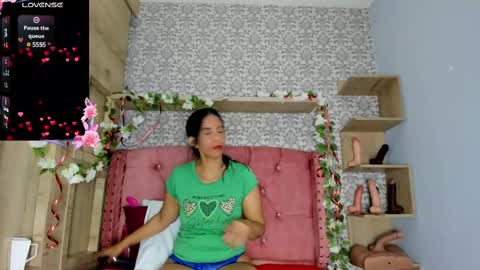 Snapshot of iris_charlotte chatting on 02-23-25, 12:16 Hot Charlotte online show from 02-23-25, 12:16