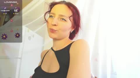 Snapshot of iris_crispy chatting on 02-16-25, 02:43 Iris online show from 02-16-25, 02:43