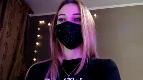 Lily online show from 02-05-26, 06:01