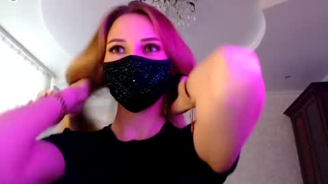Lily online show from 07-02-26, 02:45
