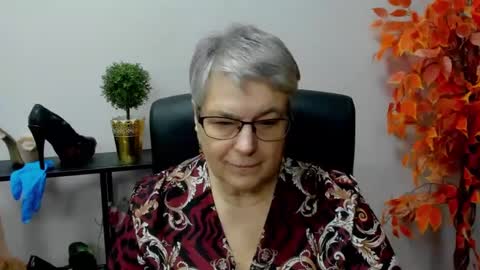 I R I S online show from 12-19-24, 10:34