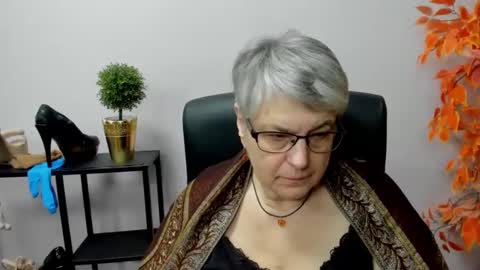 I R I S online show from 12-31-24, 01:19