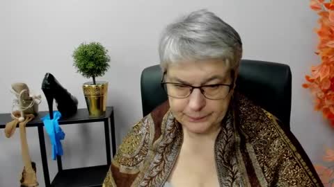 I R I S online show from 01-02-25, 10:37