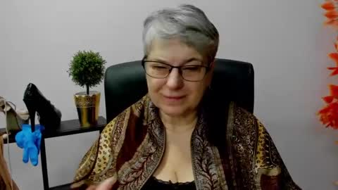 I R I S online show from 02-18-25, 07:32