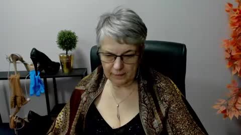 I R I S online show from 02-21-25, 01:33